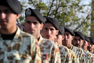 پیگیری افزایش حقوق سربازان حاضر در مناطق محروم و امنیتی