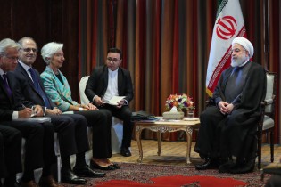 ایران علاقه‌مند به گسترش روابط خود با نهادهای پولی جهان بویژه صندوق بین‌المللی پول است