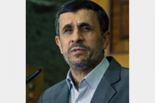 احمدی‌نژاد هم به ماکرون هشدار داد/ به حرف مردم گوش کن